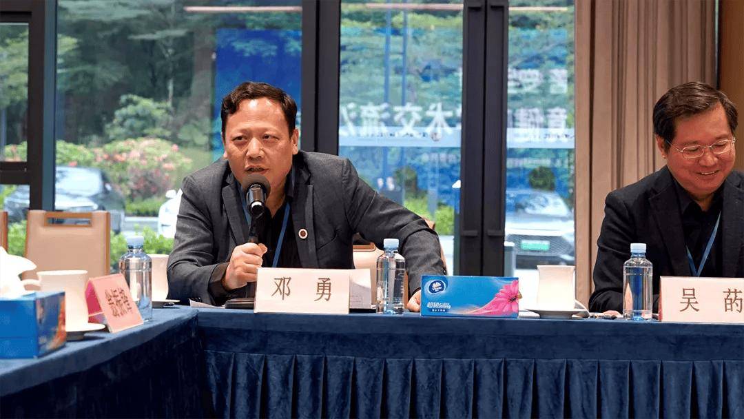 圳市医院室内空气环境健康学术交流沙龙圆满举行j9九游会网址是什么细微见著 安全环境 深(图7)